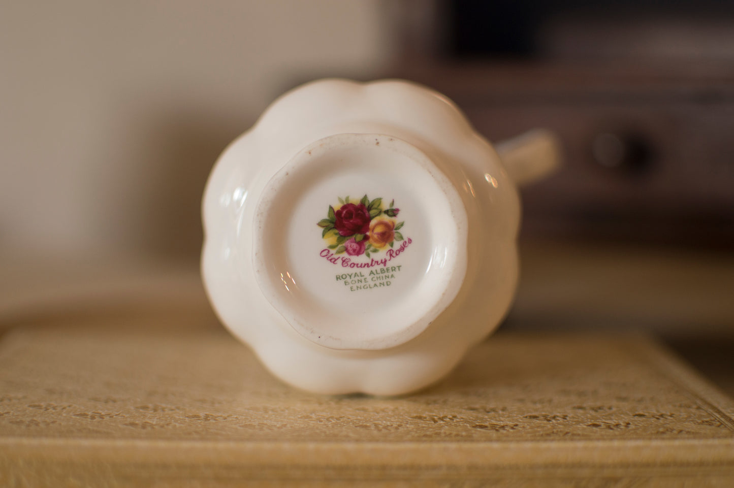 Lattiera Candle ROYAL ALBERT - OLD COUNTRY ROSES