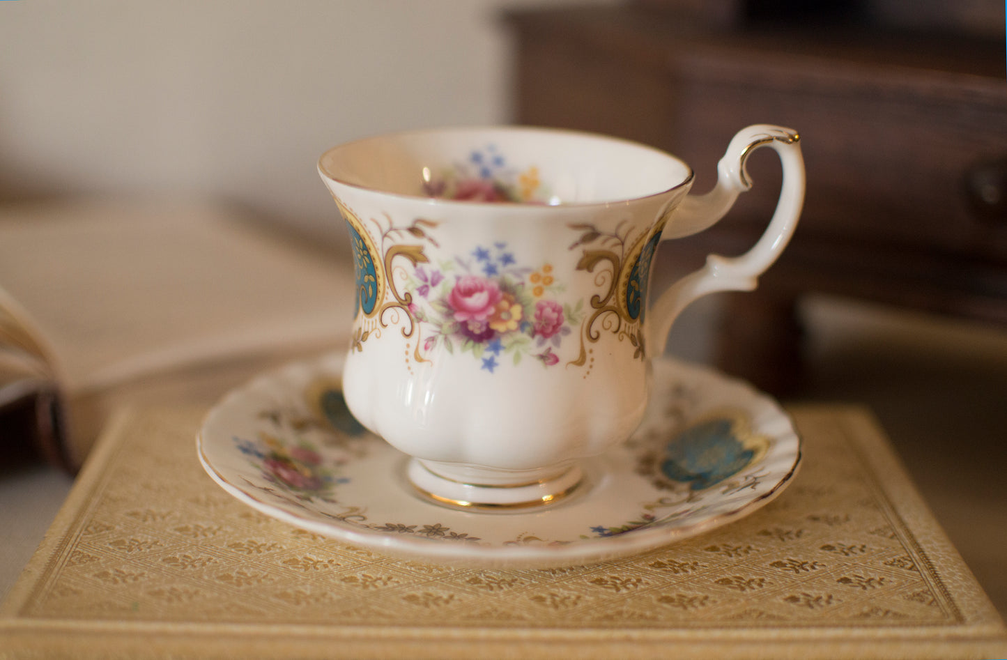 Coffee Cup Candle ROYAL ALBERT - BERKELEY