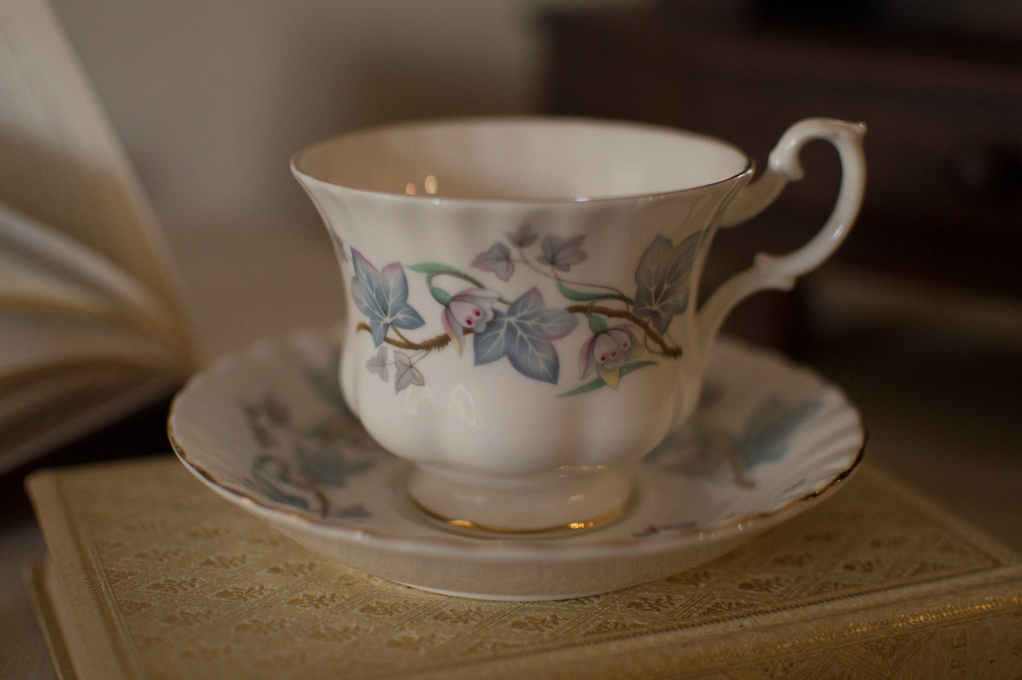 Tea Cup Candle ROYAL KENT - TRENTSIDE