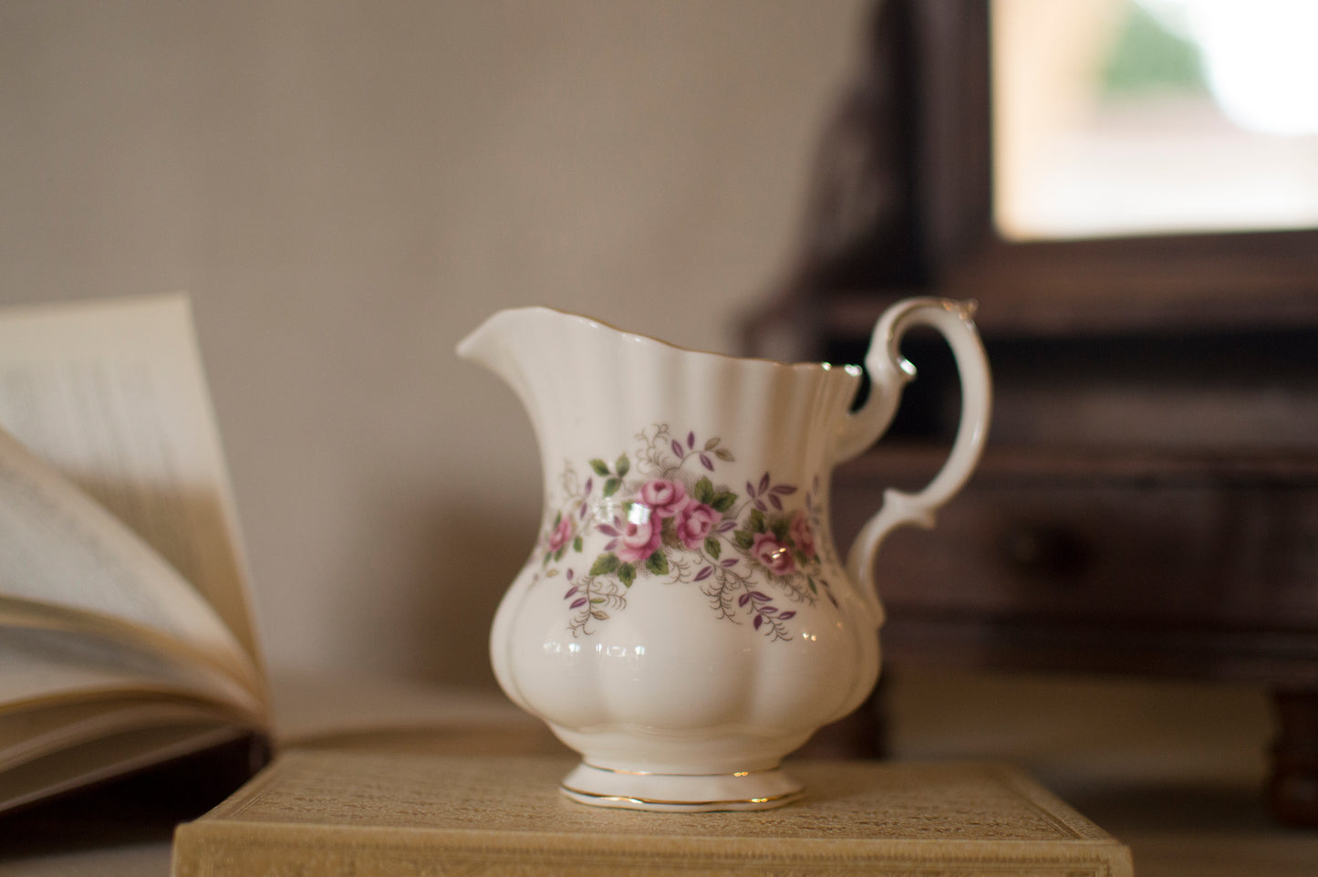 Lattiera Candle ROYAL ALBERT - LAVENDER ROSE